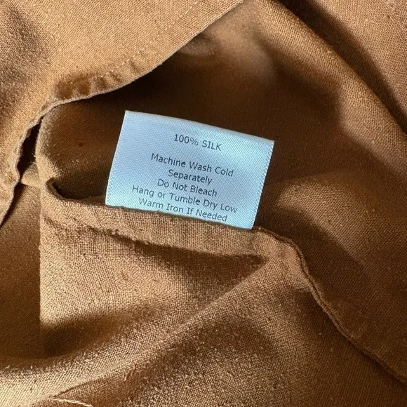 Jamie + the Jones Umber T Top - Picture 8 of 8